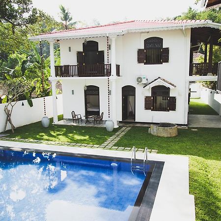 Villa Frangipani ガル エクステリア 写真